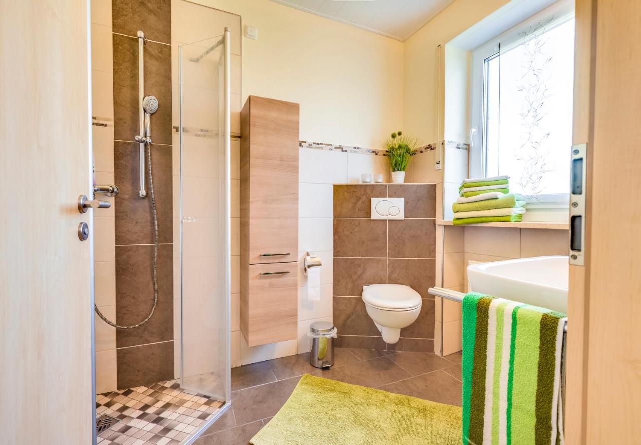 Bartlhof-Ferienwohnungen-Zimmer ブルクレンゲンフェルト エクステリア 写真