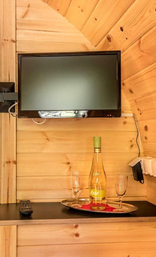 Bartlhof-Ferienwohnungen-Zimmer ブルクレンゲンフェルト エクステリア 写真
