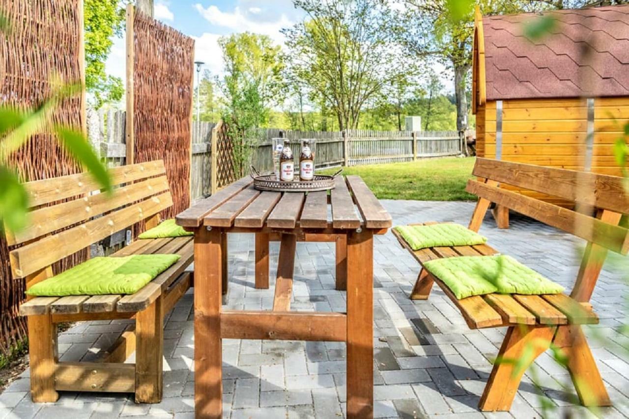 Bartlhof-Ferienwohnungen-Zimmer ブルクレンゲンフェルト エクステリア 写真